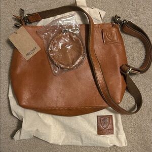 Berliner NWT Brown Leather Crossbody Bag